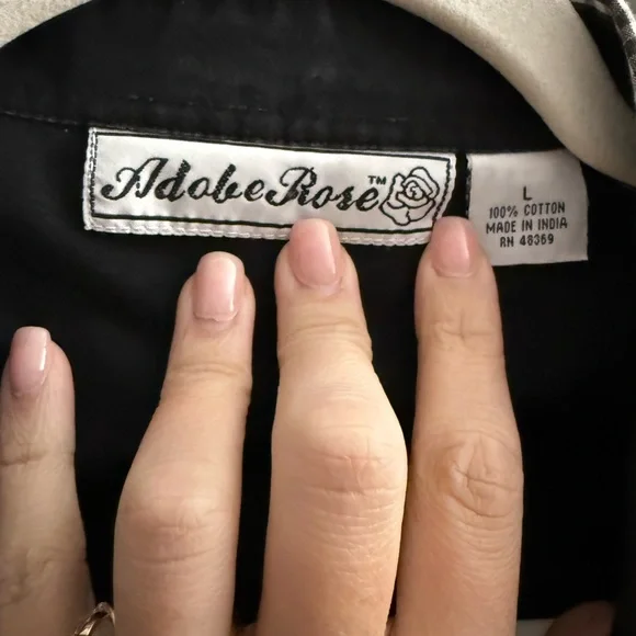 Adobe Rose Women’s Coastal Cowgirl Embroidered Western Button Down - Picture 3 of 3